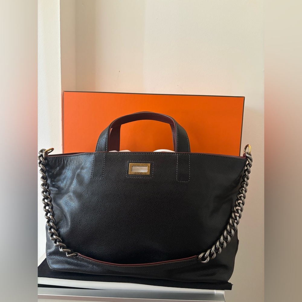 Chanel Mademoiselle Lock Chain Tote Glazed Calfskin Large - Picture 1 of 10